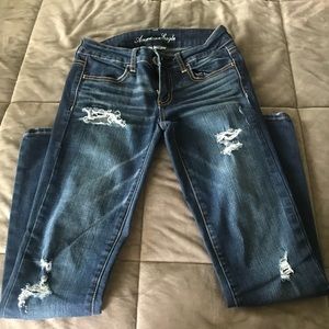 American Eagle Ripped Jeans Size 2